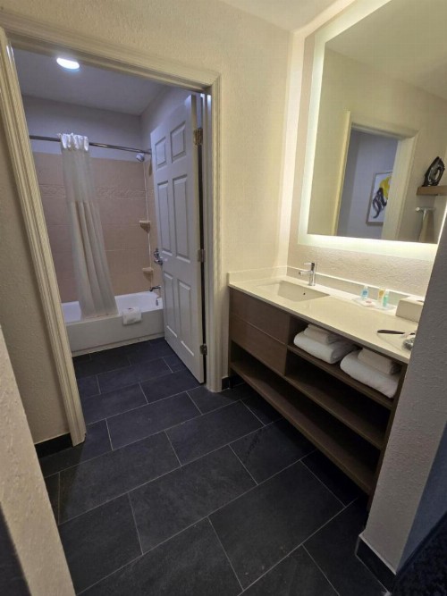 Staybridge Suites Savannah Airport-Pooler - image 14