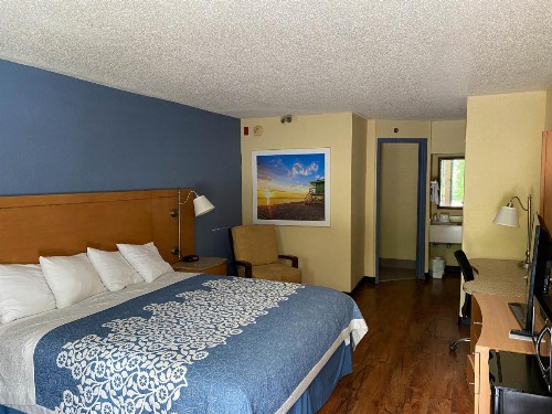 Motel 6 Savannah GA - Gateway & I-95 - image 21