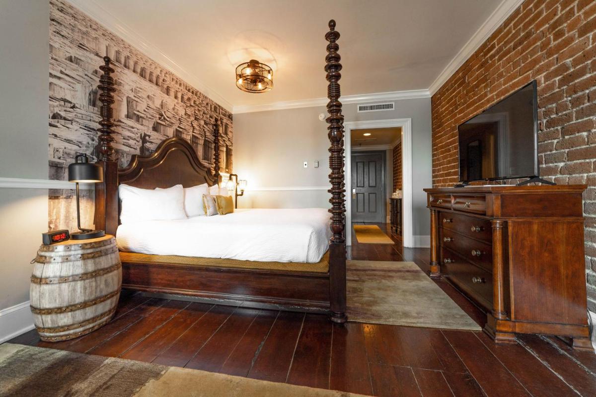 River Street Inn - image 5