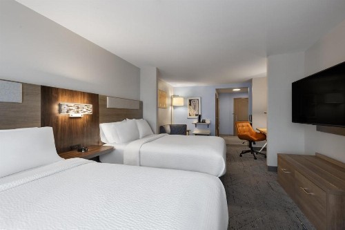 Holiday Inn Express Savannah Airport - image 26
