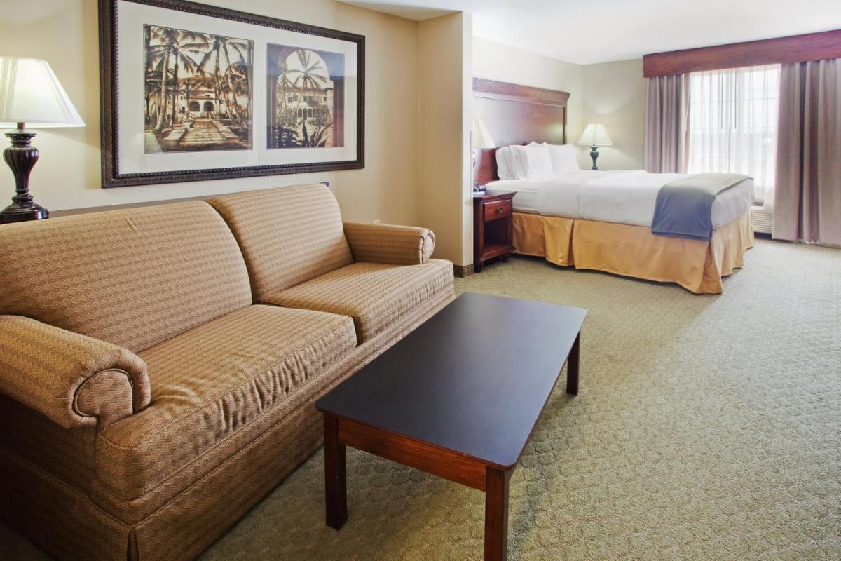 Holiday Inn Express Savannah Airport - image 5