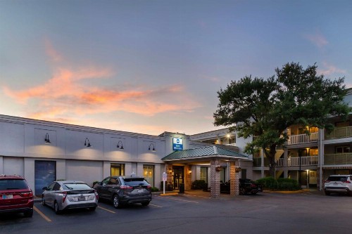 Best Western Savannah Historic District - image 13