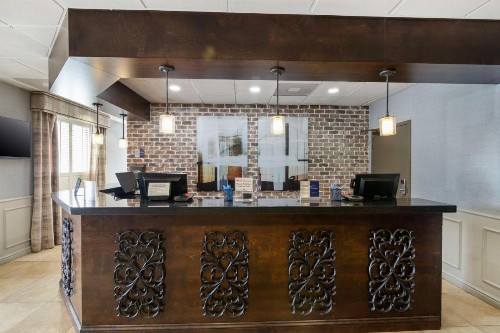 Best Western Savannah Historic District - image 3