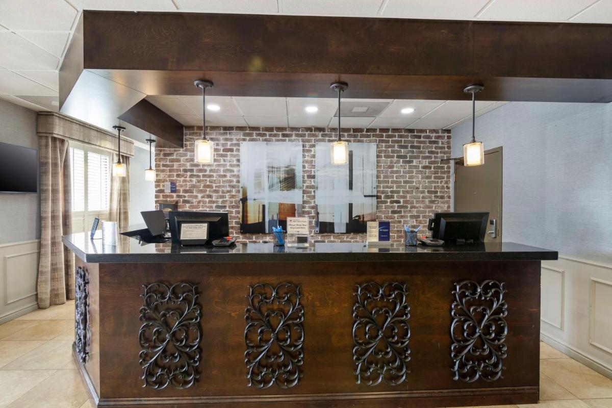 Best Western Savannah Historic District - image 3