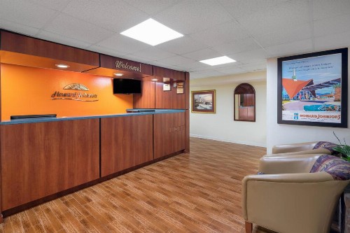 Howard Johnson by Wyndham Savannah GA - image 23