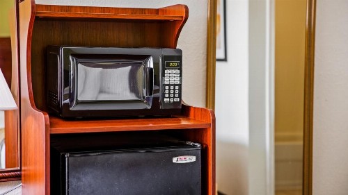 Ramada by Wyndham Savannah Gateway - image 21