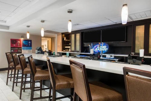 Holiday Inn Savannah South - I-95 Gateway an IHG Hotel - image 6