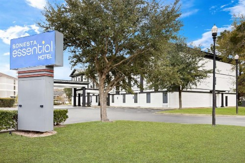 Sans Boutique Hotel & Suites - image 1