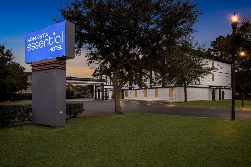 Sans Boutique Hotel & Suites - image 16