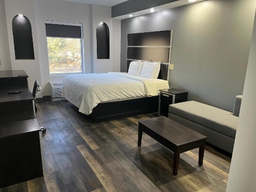 Sans Boutique Hotel & Suites - image 34