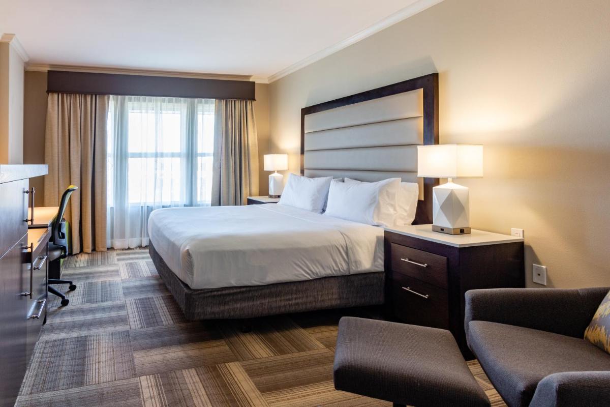 Holiday Inn Express Savannah - Historic District an IHG Hotel - image 5
