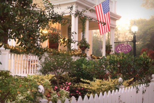 Azalea Inn and Villas - image 20
