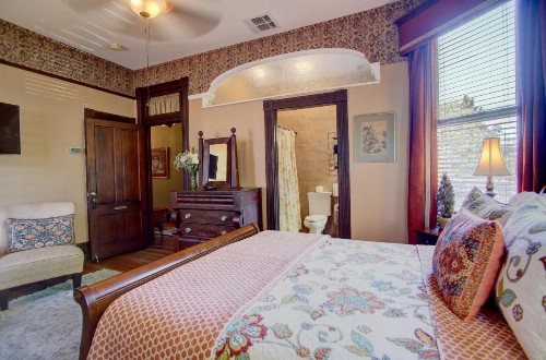 Azalea Inn and Villas - image 31