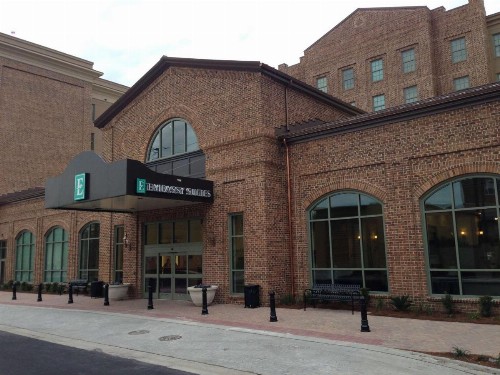Embassy Suites Savannah Historic District - image 13