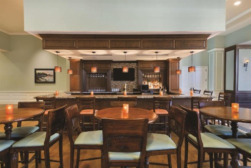 Embassy Suites Savannah Historic District - image 7