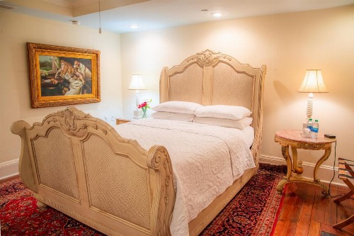Justine Inn Savannah - image 14