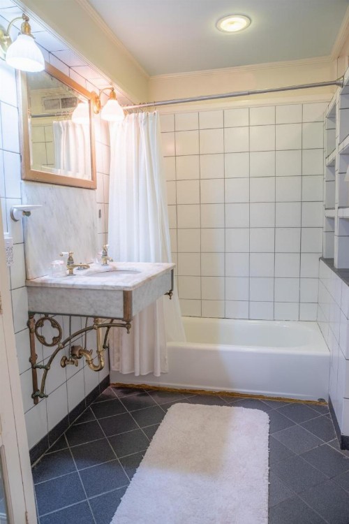 Justine Inn Savannah - image 16