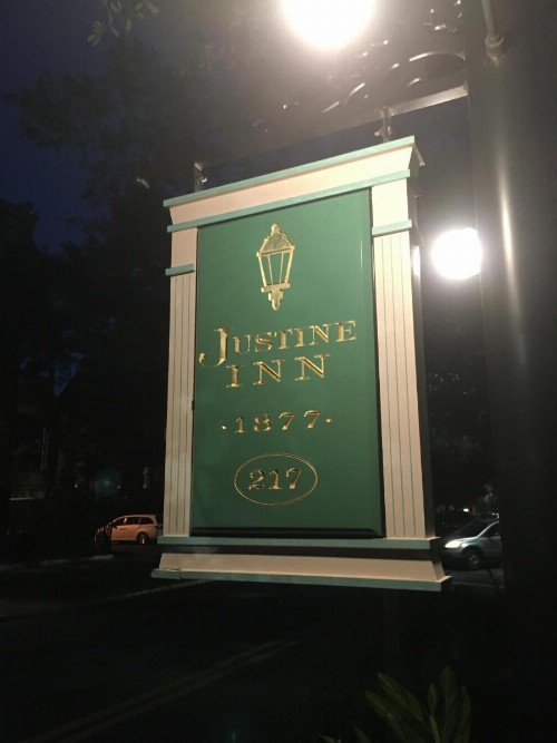 Justine Inn Savannah - image 21