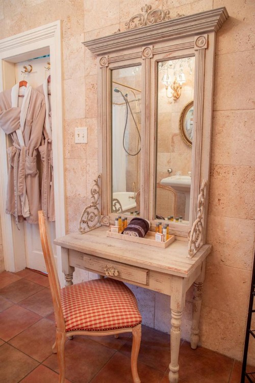 Justine Inn Savannah - image 6