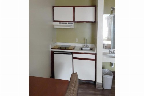 Travelodge by Wyndham Savannah Midtown - image 23