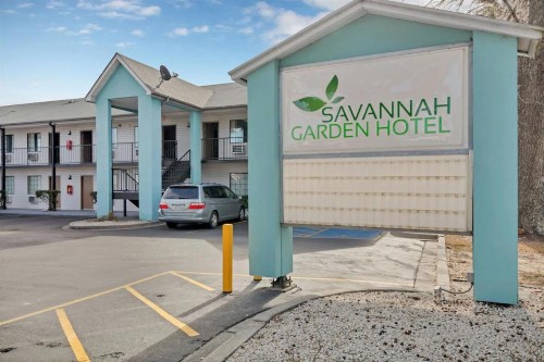 Travelodge by Wyndham Savannah Midtown - image 25
