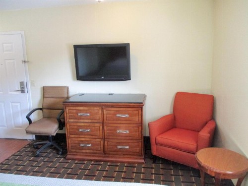 Savannah Garden Inn - image 5