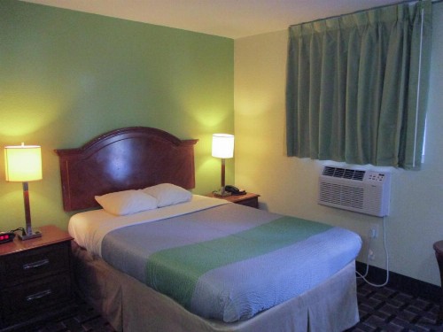 Savannah Garden Inn - image 8