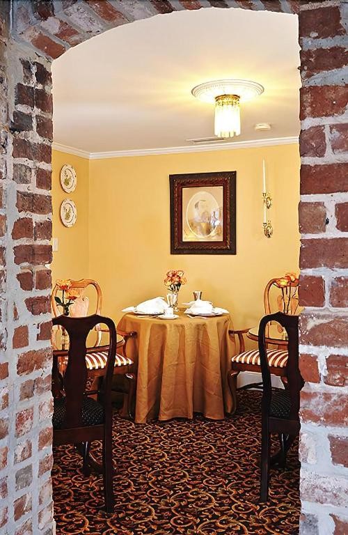 The Presidents' Quarters Inn - image 25