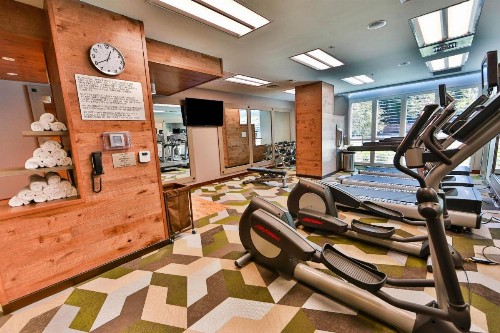 Fairfield Inn & Suites by Marriott Savannah Midtown - image 18
