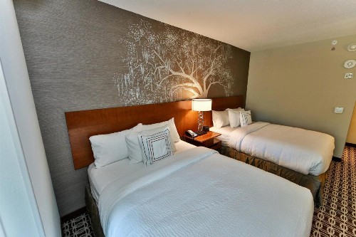 Fairfield Inn & Suites by Marriott Savannah Midtown - image 27