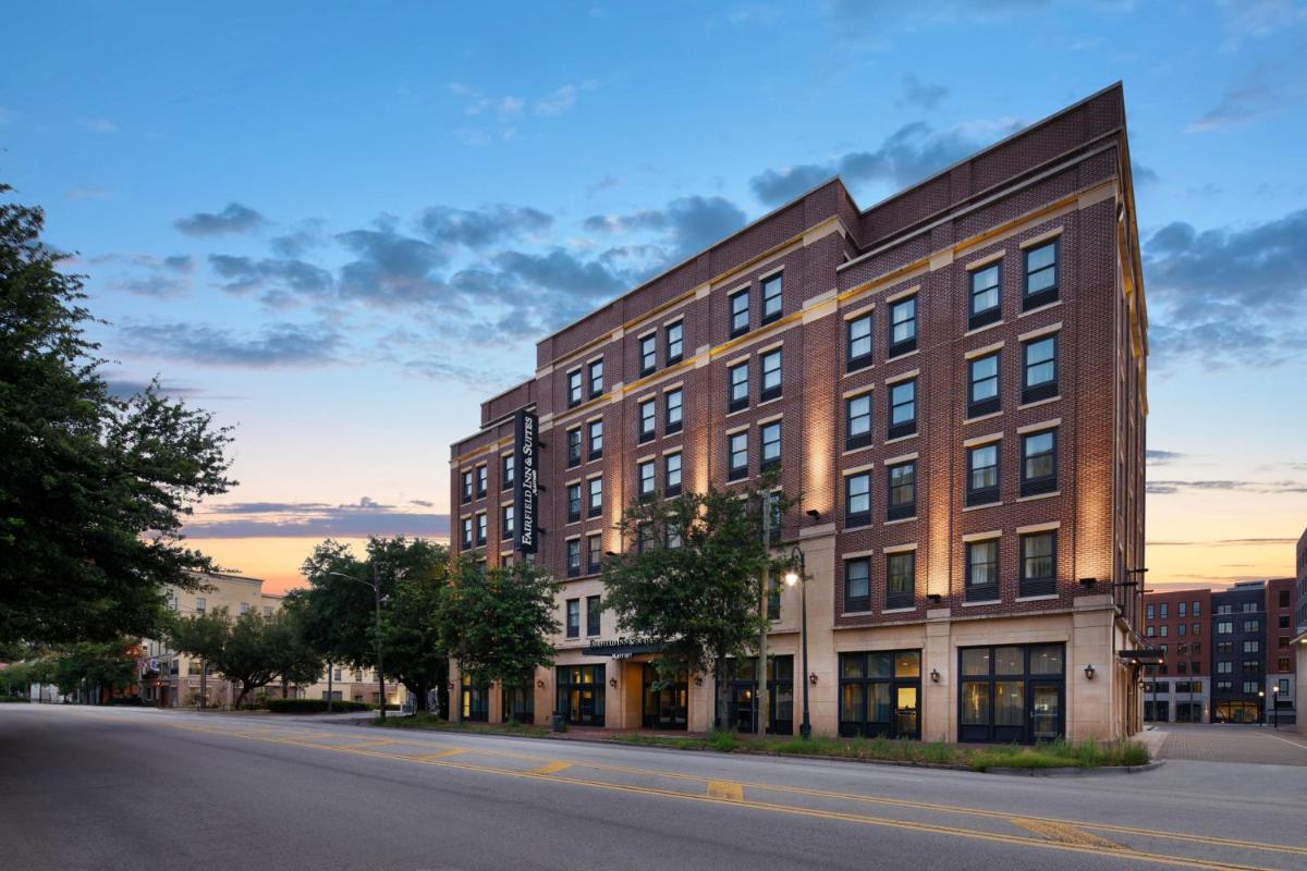 Fairfield Inn & Suites by Marriott Savannah Downtown/Historic District - main image