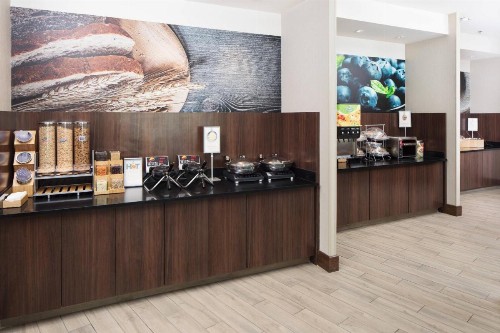Fairfield Inn & Suites by Marriott Savannah Downtown/Historic District - image 23