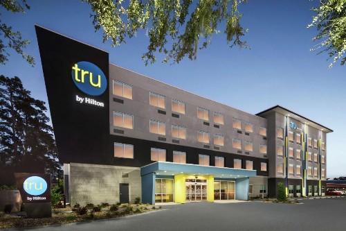 Tru By Hilton Savannah Midtown Ga - image 1