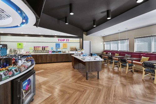 Tru By Hilton Savannah Midtown Ga - image 4