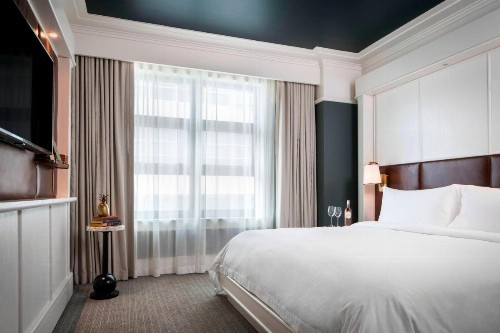 Perry Lane Hotel a Luxury Collection Hotel Savannah - image 16
