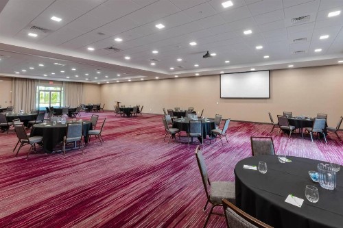 Courtyard by Marriott Savannah Airport - image 3