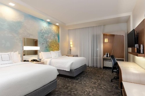 Courtyard by Marriott Savannah Airport - image 9