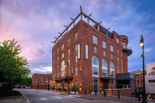 The Alida Savannah a Tribute Portfolio Hotel - image 1