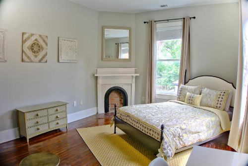 2 Bedroom Newly Renovated Townhome in Historic Savannah - image 11