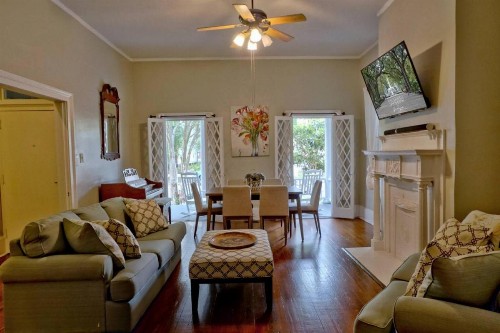 Beautiful 6 Bed 5 Bath Historic Savannah Home