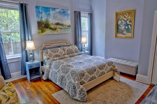 Beautiful 6 Bed 5 Bath Historic Savannah Home - image 7