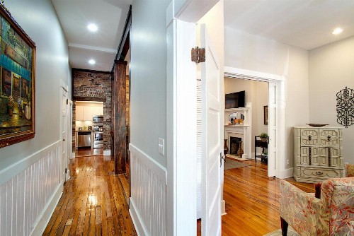 Newly Renovated Historic Savannah Townhome! - image 7