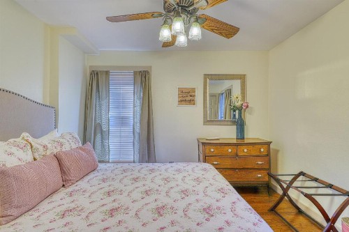 Taylor Cottage - image 11