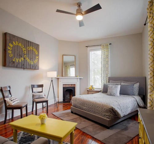 414B Waldburg st · 2 Bedroom Oasis near Forsyth Park - image 1