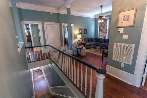 Corner Door Townhome 4 Bedroom by Lucky Savannah - image 9