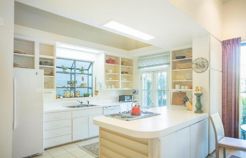 Cohen House Main by Lucky Savannah - image 11