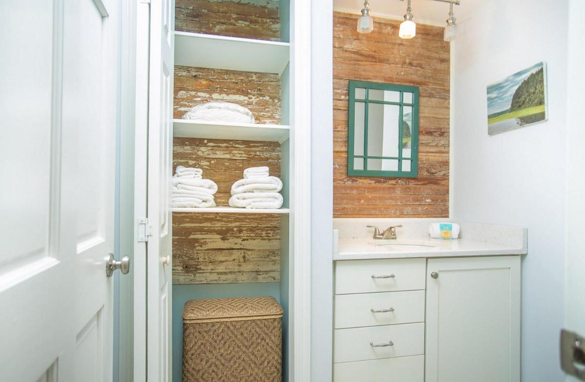 Cohen House Garden Apartment by Lucky Savannah - image 7