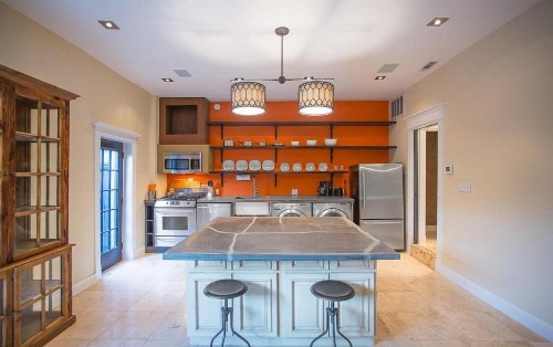 Eleven Twelve Lincoln House by Lucky Savannah