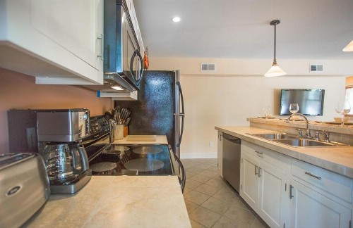 Parkside Place by Lucky Savannah - image 11