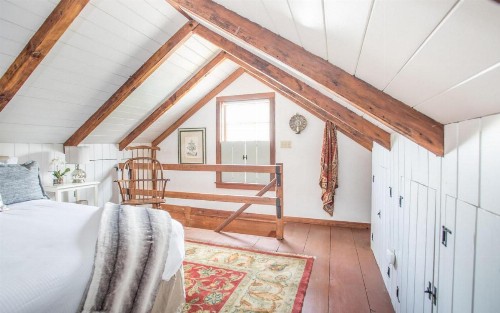 Freeman's Cottage by Lucky Savannah - image 7